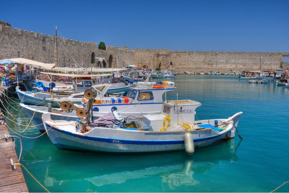 Turismo grego atinge níveis recordes no início de 2024