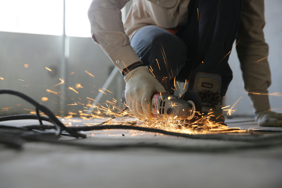 Força de trabalho estrangeira da Letônia dobra, remodelando o mercado de trabalho