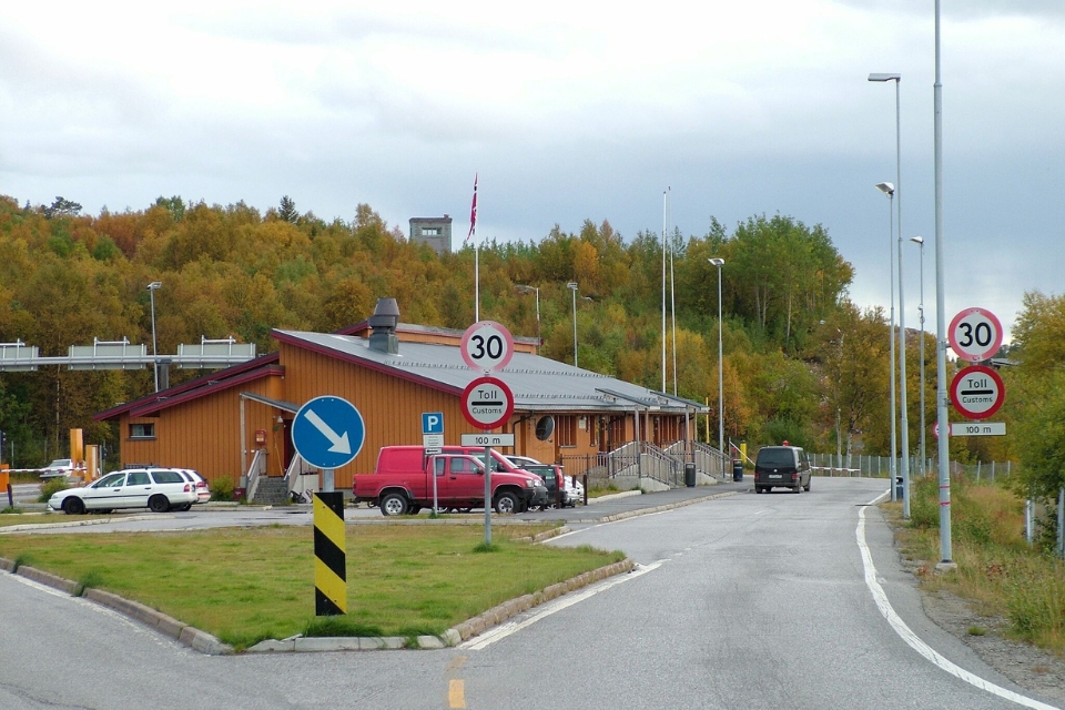 Noruega bloqueia a maioria dos turistas russos com fronteiras apertadas